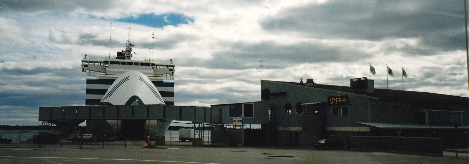 Uumaja, Holmsund – Valkeat Laivat
